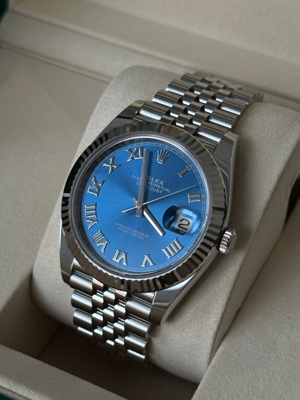 Rolex Datejust 41 - Staal / Witgoud - Blauw wijzerplaat (126334)