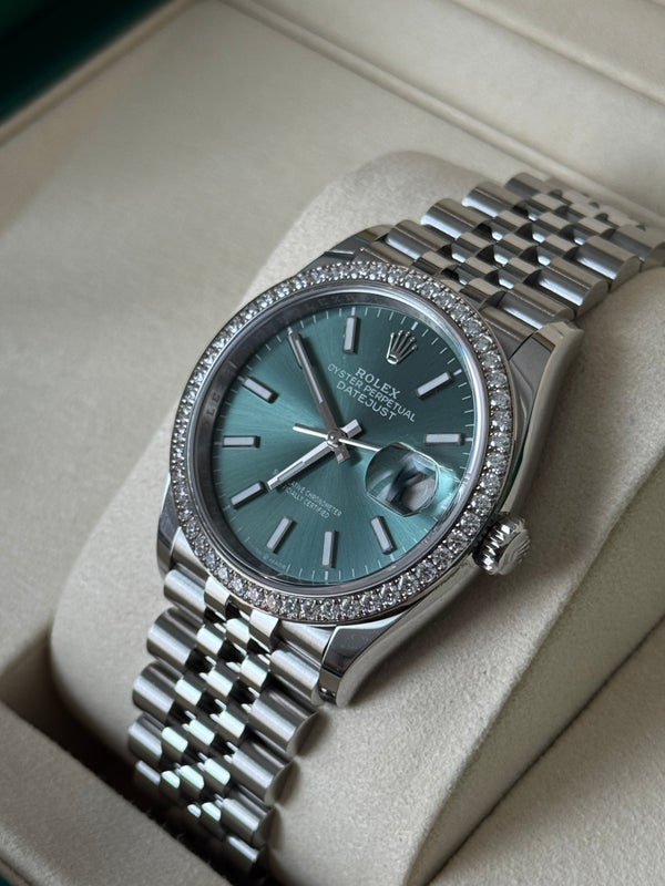 Rolex Datejust 36 - Staal / Witgoud - Groen wijzerplaat (126284RBR)