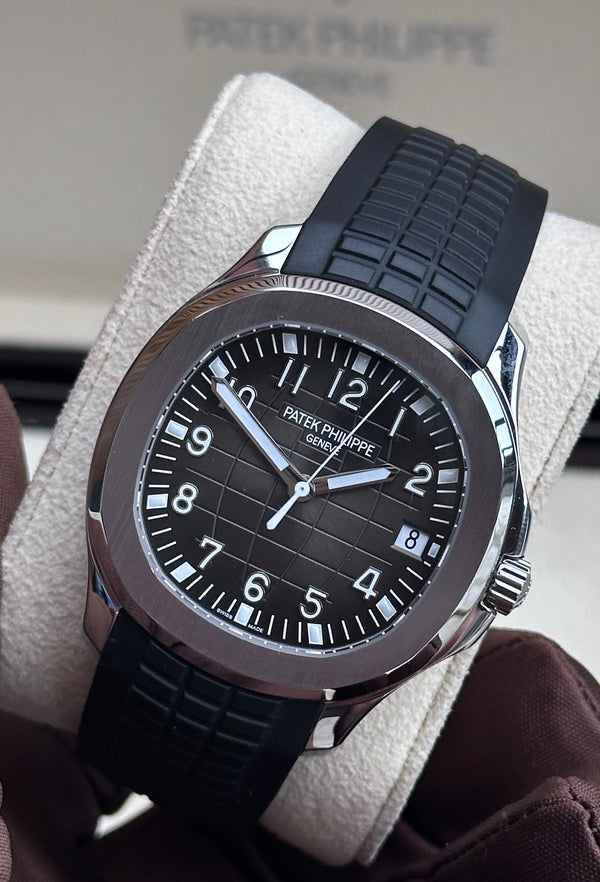 Patek Philippe | Aquanaut | Automatic | Staal | Zwart Wijzerplaat (5167A-001) 2024