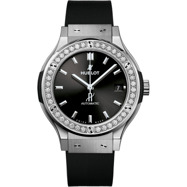 Hublot 565.NX.1470.RX.1204 - Classic Fusion Automatic 38mm Black
